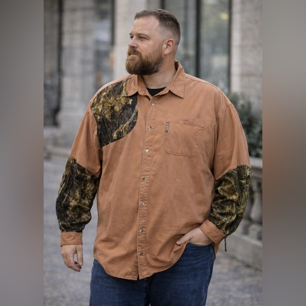 Columbia Rust Camo Button Down Utility Shirt - Men’s XL